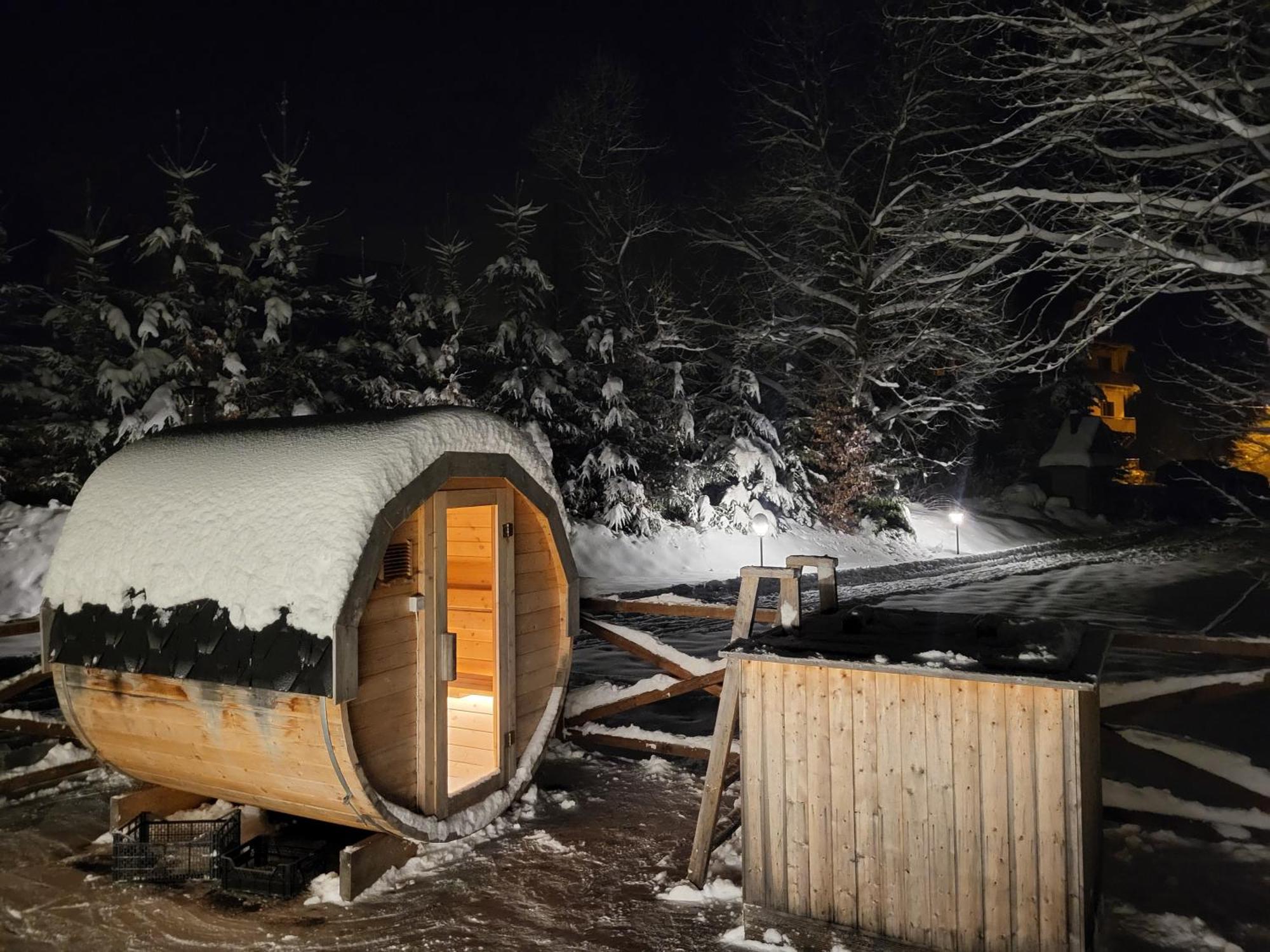 U Parow Sauna & Jacuzzi Białka